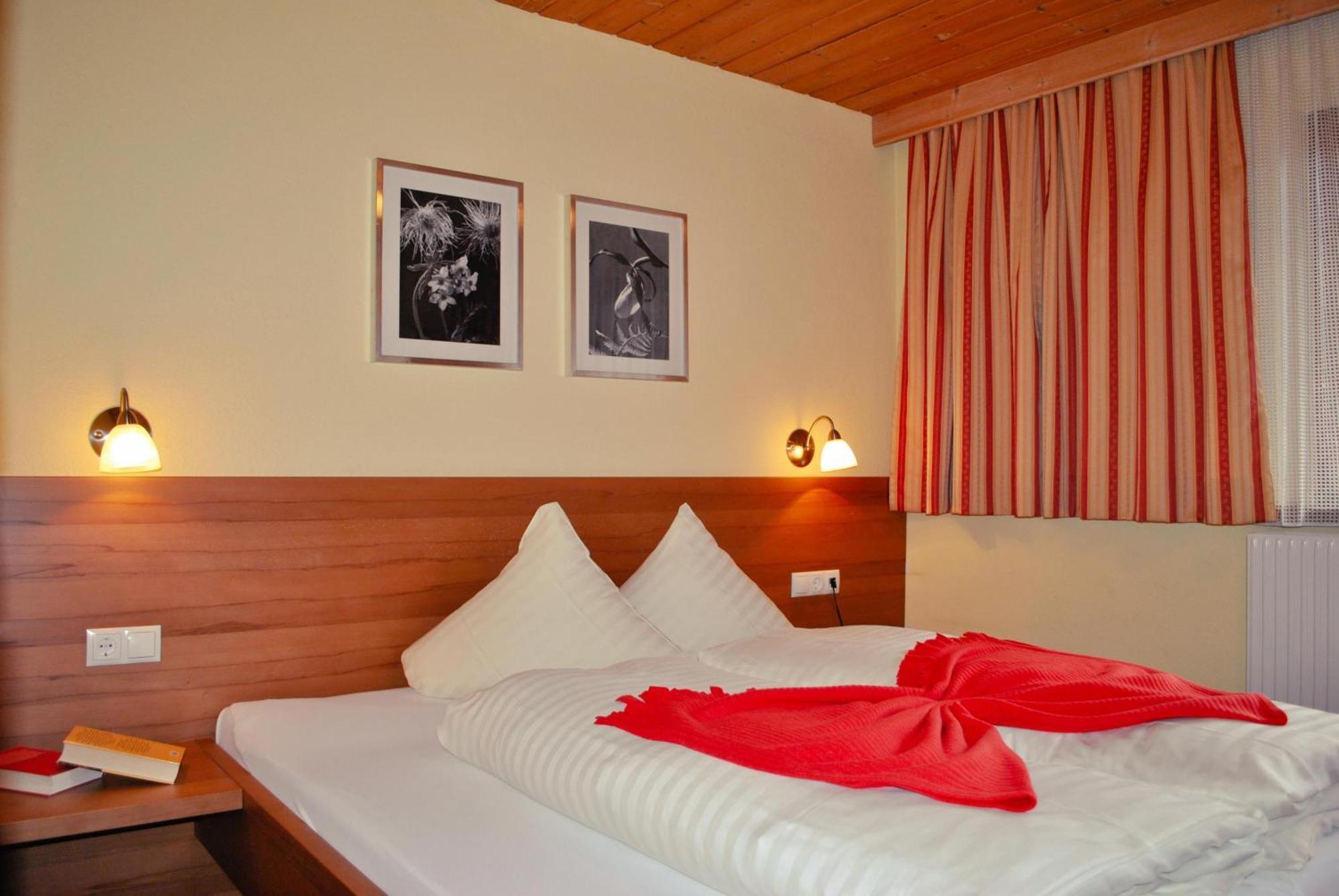 Hotel Pension Haid Sankt Leonhard im Pitztal Exteriör bild